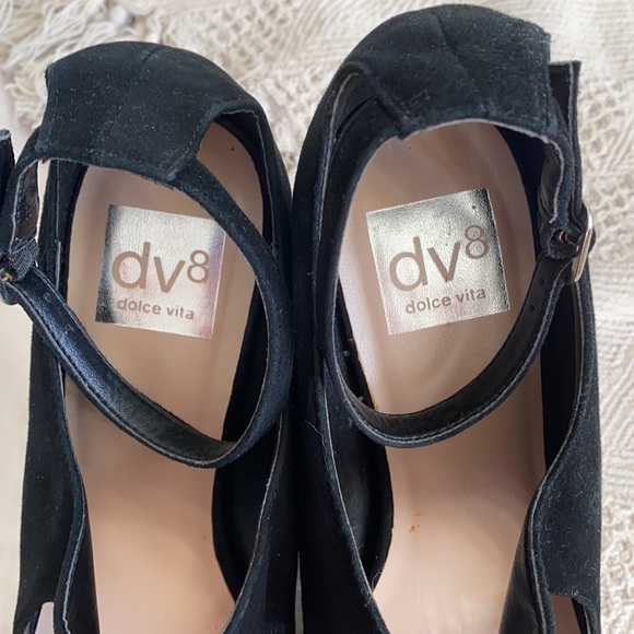 Dolce Vita Heels - Picture 5 of 7